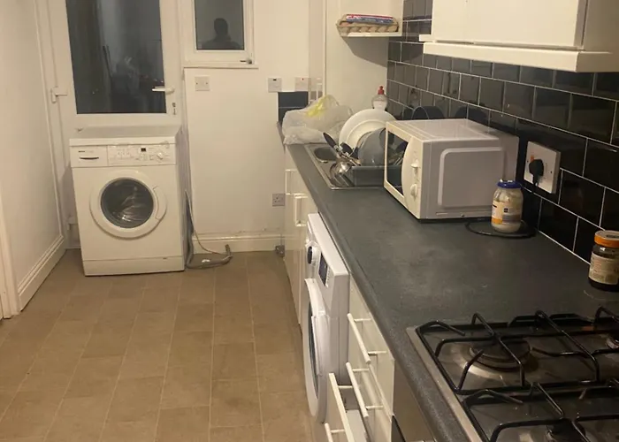 Jakes En Near Cook 招待所 3*